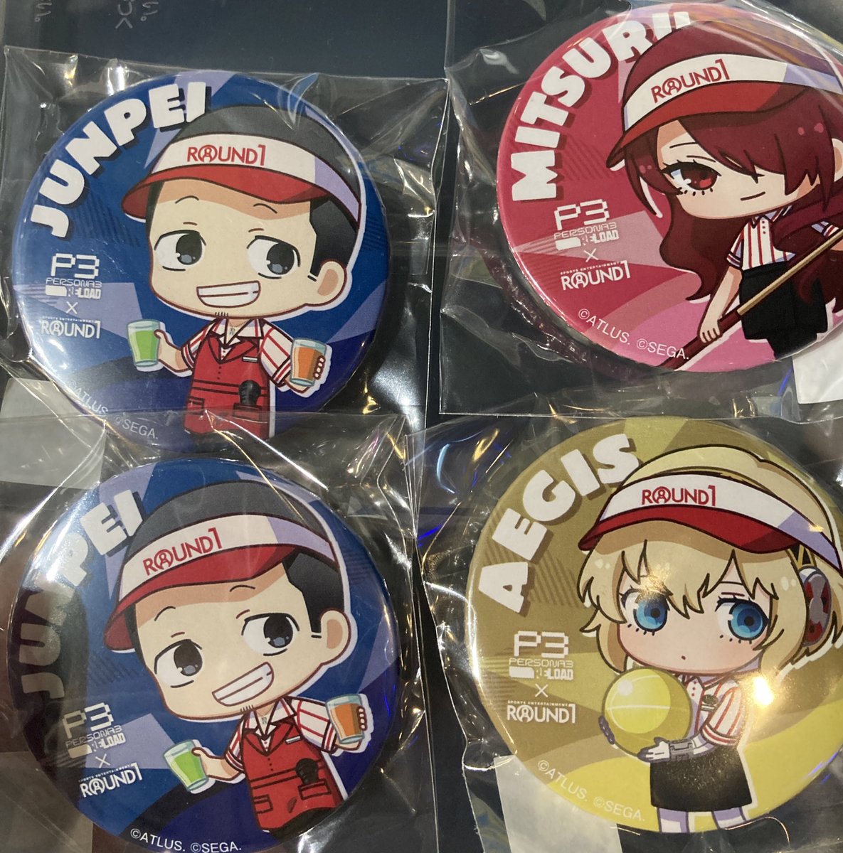 【交換】
ペルソナ3 リロード　ラウンドワン　ラウワン　ガチャガチャ　缶バッジ

譲：順平、美鶴、アイギス
求：同種真田

本日は渋谷か池袋か秋葉原での手渡し可能。色々と移動しているため時間によってすぐの対応が難しい場合があります。