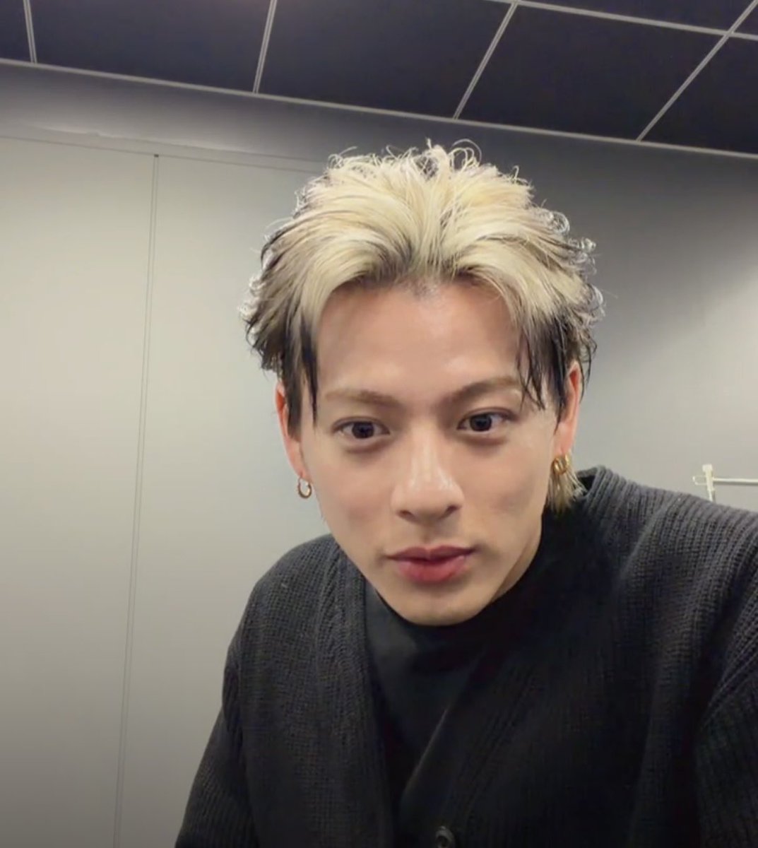 もうこれ紫耀に見えてきて、、、 ヤバい助けて🤣🤣🤣