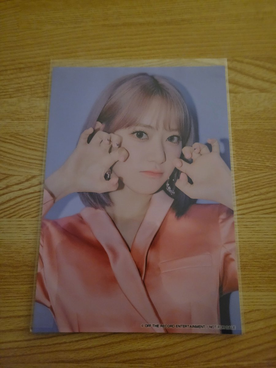 Shion_0901__'s tweet photo. izone 生写真トレカ 交換 ユリ チェウォン 宮脇咲良 サクラ
譲 画像
求 リプ欄赤い枠のもの
コンプしたいので是非よろしくお願いいたします！
#IZONE 
#izna交換 
#LESSERAFIM https://t.co/gL4eU7EbfG