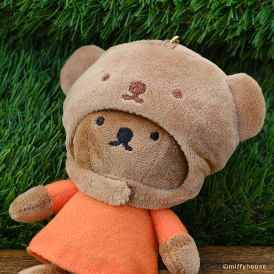 miffyhouse_info's tweet image. 大変お待たせいたしました…

ほっかむりチャーム、ご用意できました！
 miffyhouse.co.jp/shopbrand/ct39/ 

マスコットぬいに被せてあげると、かわいさ二乗でハジけます。

ぜひ、お手元の推しマスコットで楽しんでみてください。