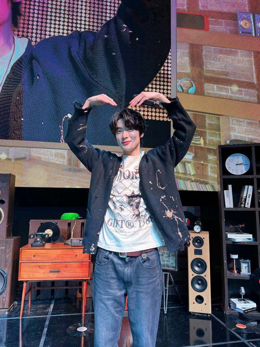 eye_macaron's tweet image. 하트가 많으면 사랑을 많이 받는 거예요