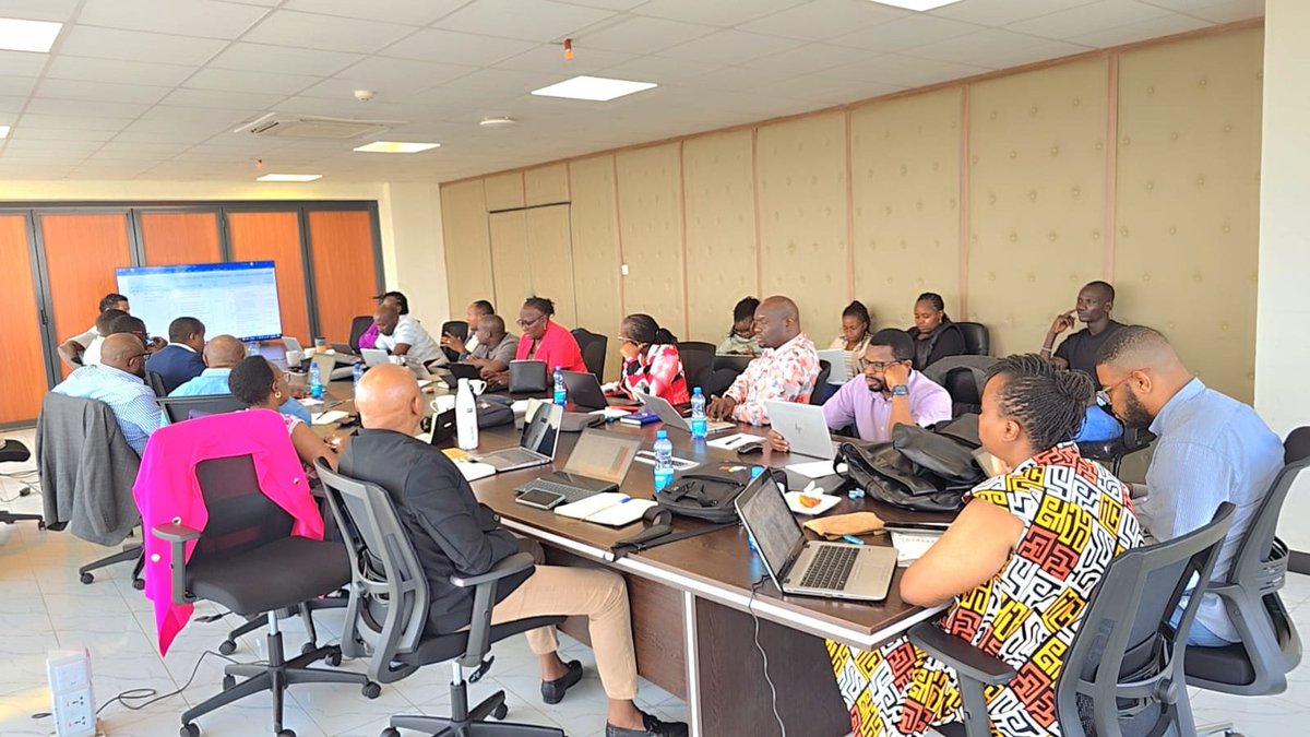 kusp_2's tweet photo. Scorecard and ACAL inception report review meeting with representatives from World Bank, @HousingUrbanKE and ACAL.
#KUSP2 #ScorecardReview #WorldBank #SDHUD https://t.co/zB2zxFtK0O