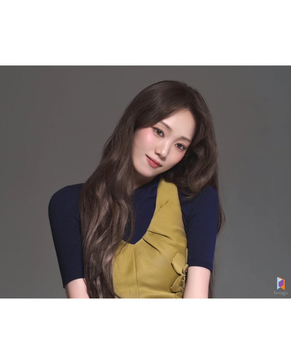 skyoungl's tweet photo. 이성경 에스콰이어 비하컷 미쳣어요..
아 진짜 너무 이쁘시네,,, https://t.co/VXuoDQ05RB
