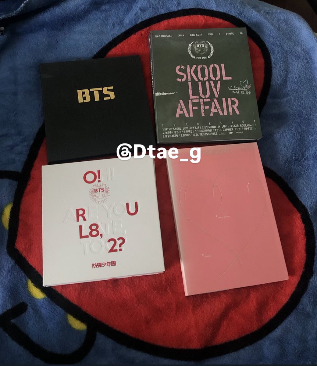 Dtae_g's tweet photo. หาคนดูแลต่อค้าบ บั้มเปล่า(ไม่มีการ์ด)
บางอันมีตำหนิ ขอคนรับได้นะคับ แท้แน่นวล💯
วางไว้บนชั้นอย่างเดียว ไม่ค่อยมีเวลาดูแลน้องงับ
ทุกบั้ม 200฿ รวมส่ง📮
เหมาหมด 750 ส่งฟรี✅ #ปล่อยของสะสมบังทัน 
#ตลาดนัดบังทัน #ตลาดนัดรถไฟบังทัน #บั้มเปล่า #บั้มเก่าบังทัน #ตลาดนัดบังทัน https://t.co/jsCpKKZBdk