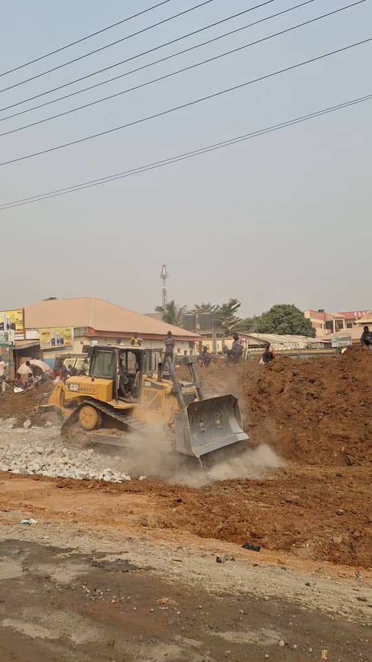 JohnFanimokun's tweet image. Ongoing: Construction and Expansion of Abuja-Mararaba-Keffi Road.

Keep wailing while we keep building🇳🇬...🥂
