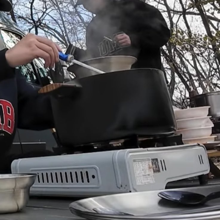 하 제발 냄비 색 변한 거 봐ㅠ