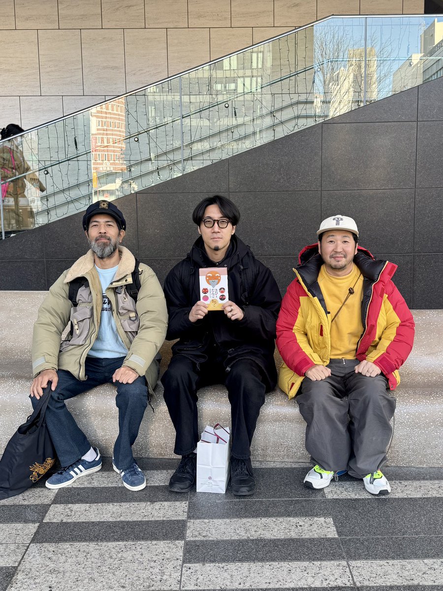 TANSHOKOICHI's tweet photo. トキオ出張でお世話になった皆さん、ありがとうございました！

小袋成彬さんのZatto聴きながら帰っております〜
3/22に11周年で生で観れるのでえれ〜楽しみです！皆さん、是非〜！

トキオ出張締めのランチは tofubeats君と美味しいカレーをいただきました！
今年も unBALANCED計画してるので是非！ https://t.co/qQiyjEEusb