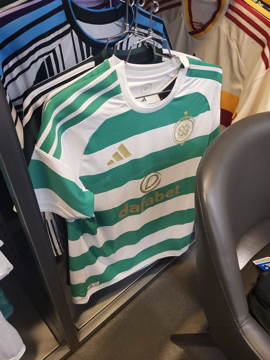 Ronan__CFC's tweet photo. Apparent home and away top for next season https://t.co/pVMOBjqSxv