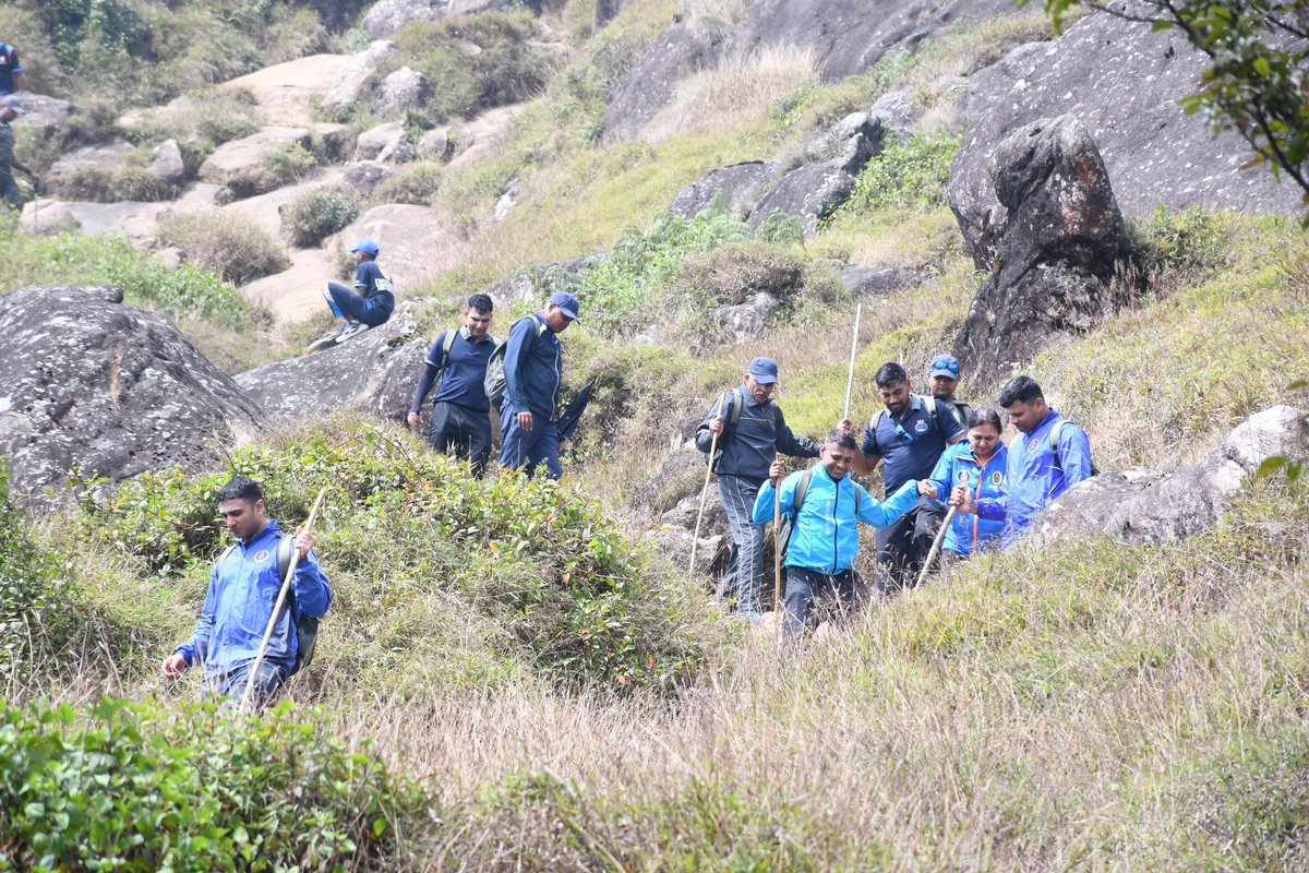 IN_Agrani's tweet photo. A trek to the Velliangiri Hills, encompassing all seven hills, was conducted by #HQSNC as part of outdoor leadership activities on #27Jan 26. Around 50 service personnel from the #SouthernNavalCommand participated in the expedition, which aimed at promoting physical endurance, discipline, teamwork and resilience. The trek was flagged off at #INSAgrani by Cmde Manmohan Singh, Station Commander, Coimbatore Region.

@IndiannavyMedia 
@indiannavy