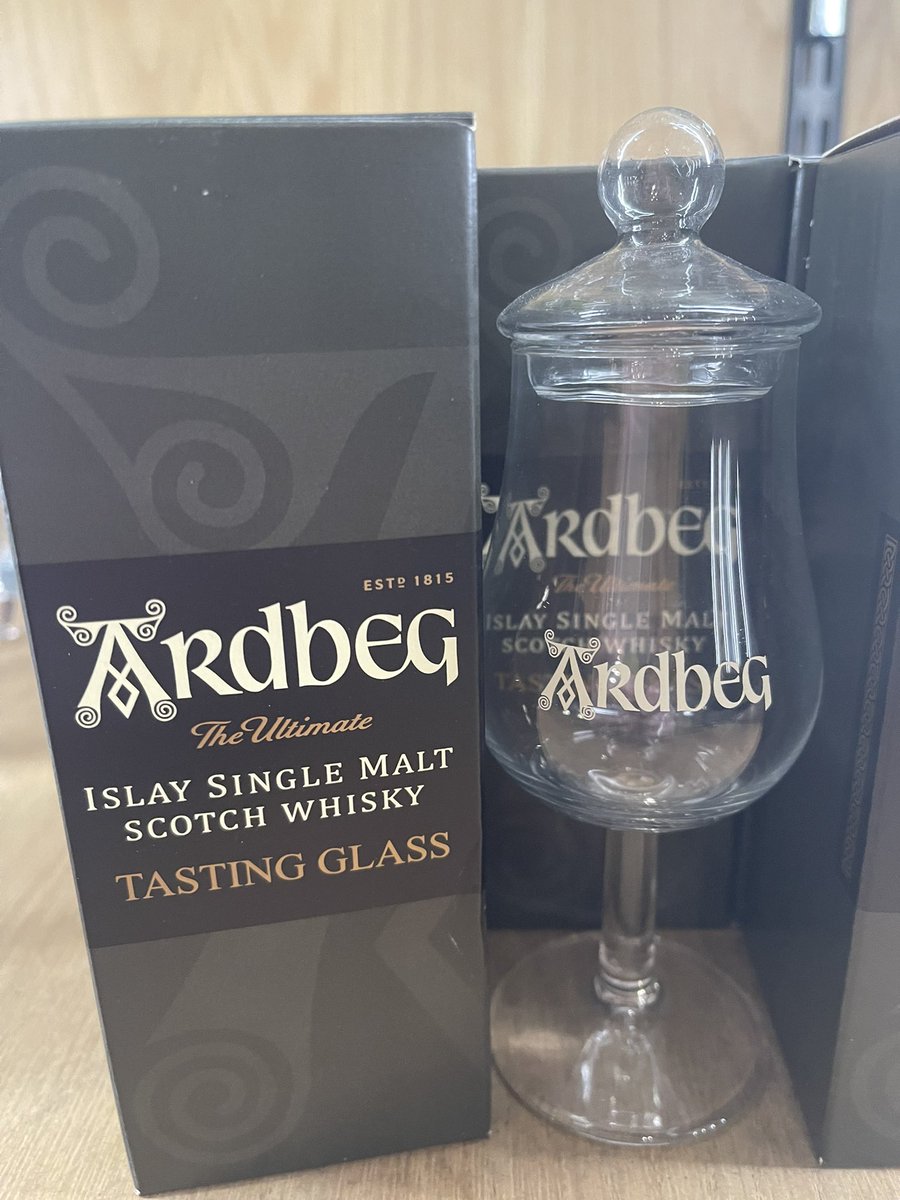 アードベックから バーマット 6500円 グラス蓋付き 3500円 メタル