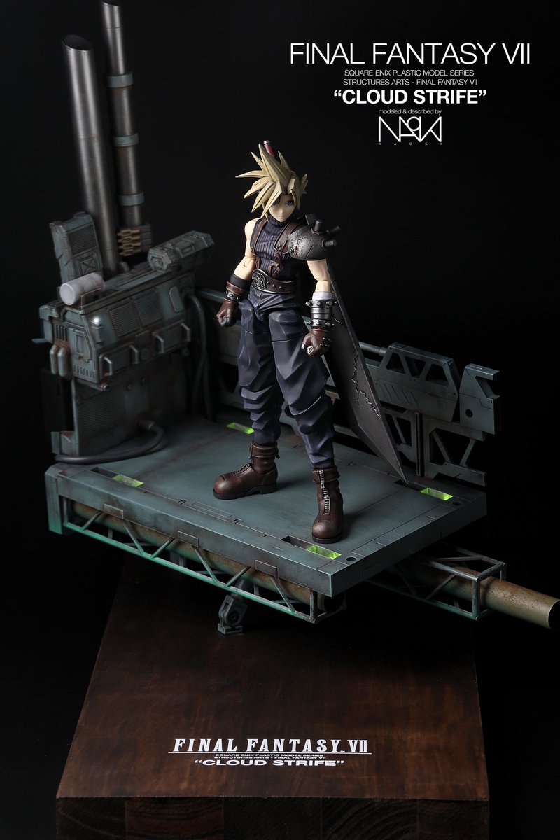 ストラクチャーアーツ クラウドの製作動画公開されました！
初代FF7のキャラデザを踏襲したナイスなクラウドです👍
クラウド本体は衣装をはじめとする各部の質感にこだわりつつ、新造したベースは可動式&amp;本体マグネット接続にして、ポージングによって角度や向きを変更出来るようにしています。