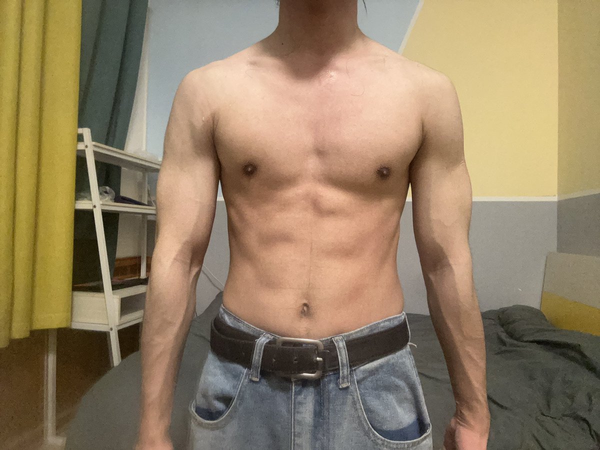 keleyy7's tweet image. 可以承受失败 但绝不接受放弃 #健身 #薄肌