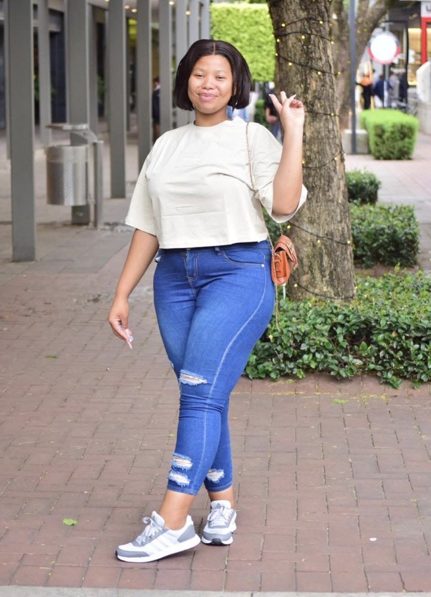 Nokuthula Ntombifuthi Sibiya (24) from Newcastle, KwaZulu-Natal was last seen on 28 September 2025 at Carlton Centre, Johannesburg, She was traveling home to Newcastle, before going to Mpumalanga for a new Job, if you have an info call 073 043 3020 or SAPS 

Repost For Awareness