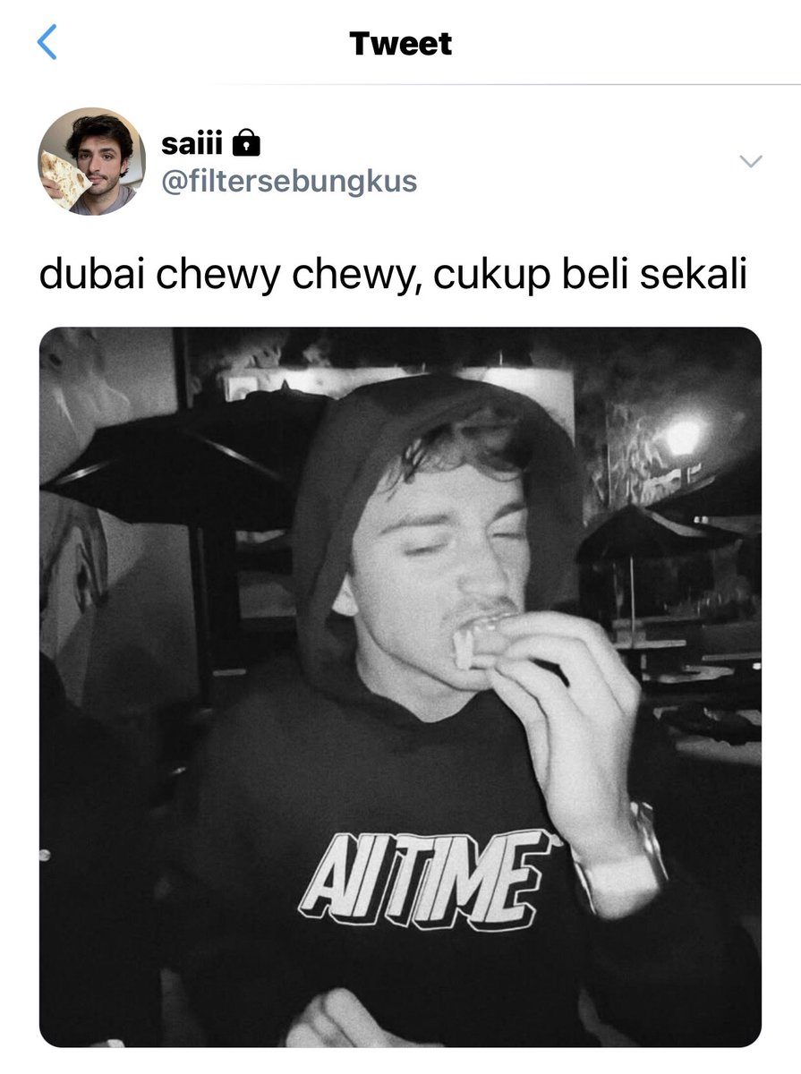 gladÿs tweet media