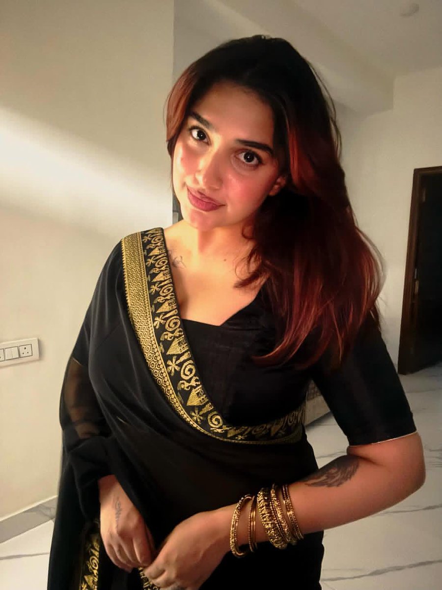 HauntActress's tweet image. Sharon 🖤