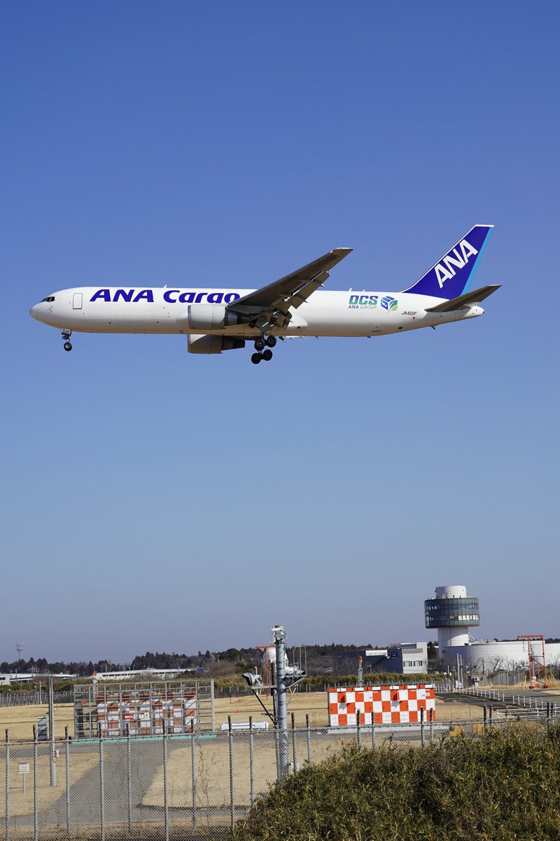 kiyoshi747's tweet photo. 成田ベースの皆様…
B6のANA Cargo撮ってますか…?😄
今日もお疲れ様でした☺️
#B767F https://t.co/gVIVyVWbYv