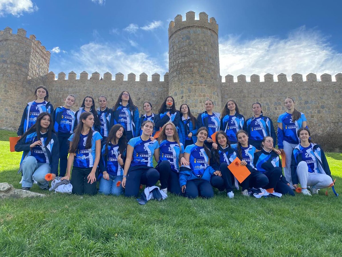 deportesavila's tweet photo. ⏲️ Horario de los partidos de los equipos de #voleibol abulenses 🏐
https://t.co/Gn31lZb8Yi https://t.co/oQI2mEYhnM