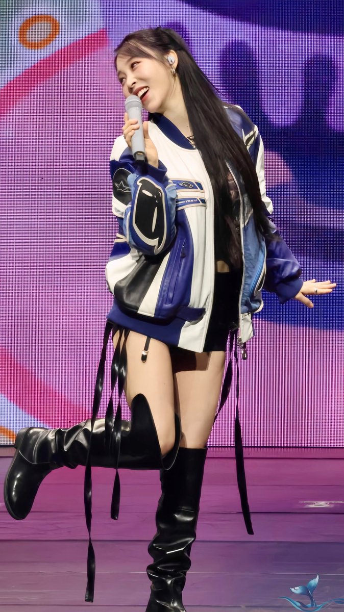 mmm_whale0116's tweet image. 260124 MoonByul_Concert_IN_TAIPEI

🥰🥰🥰

#마마무 #MAMAMOO
#문별 #MoonByul 
#MUSEUM_village_of_eternal_glow