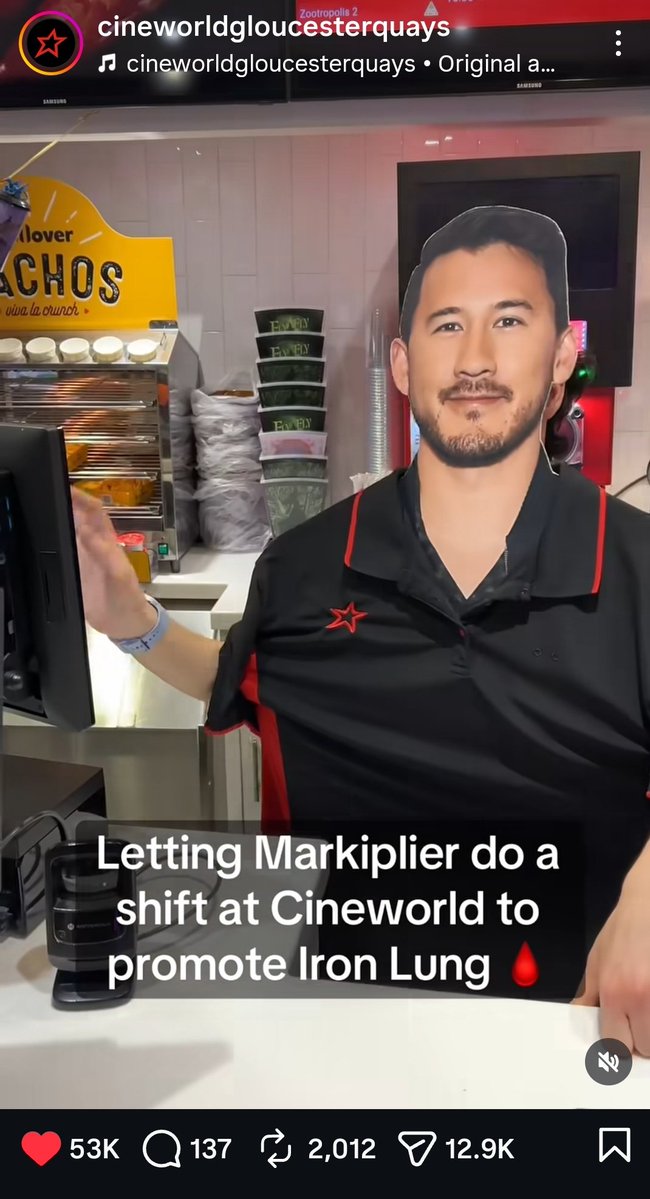 _engineerPlier_'s tweet image. Lucky! Why didn't my theatre come with a Markiplier 😔
