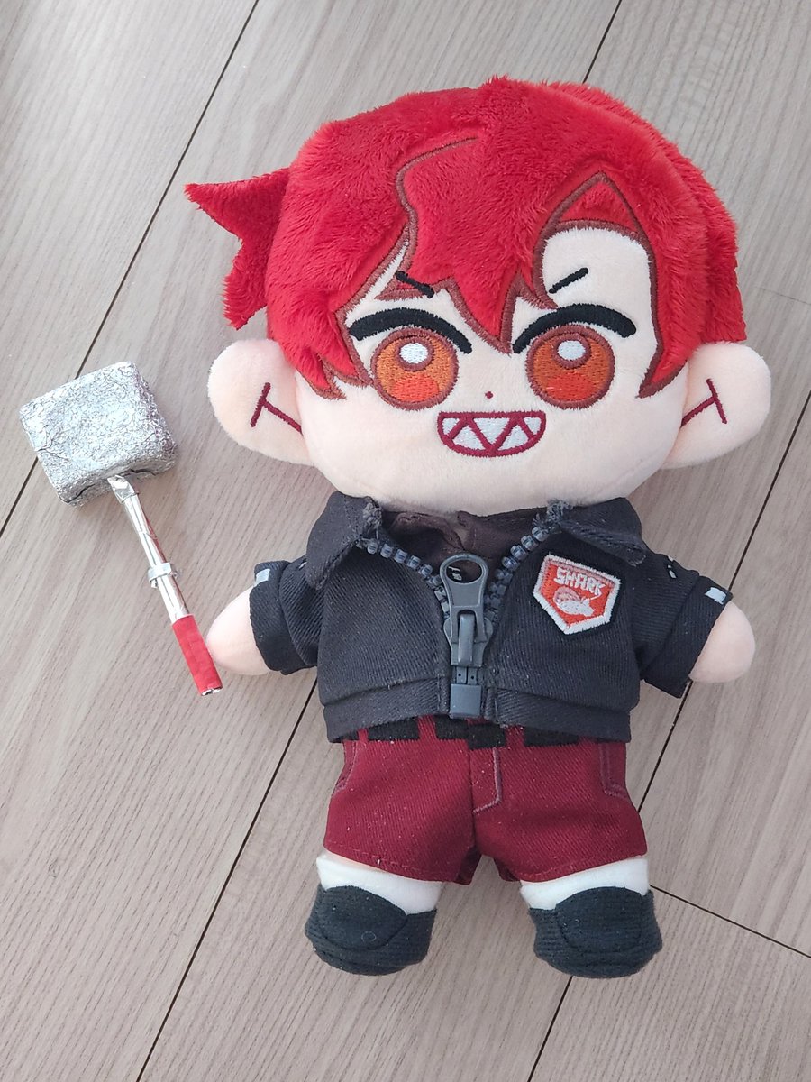 ㅋㅋㅋㅋㅋㅋㅋㅋㅋㅋ
동생이 알루미늄 호일로 정의 만들어줌