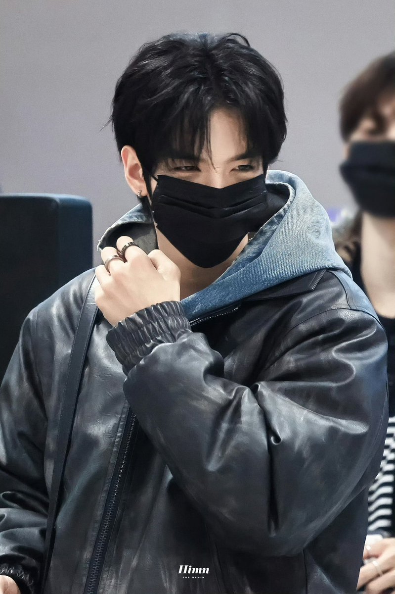 hamin眉眼弯弯咪咪笑🥰

#HAMIN #하민 #SMNBG #SMTR25