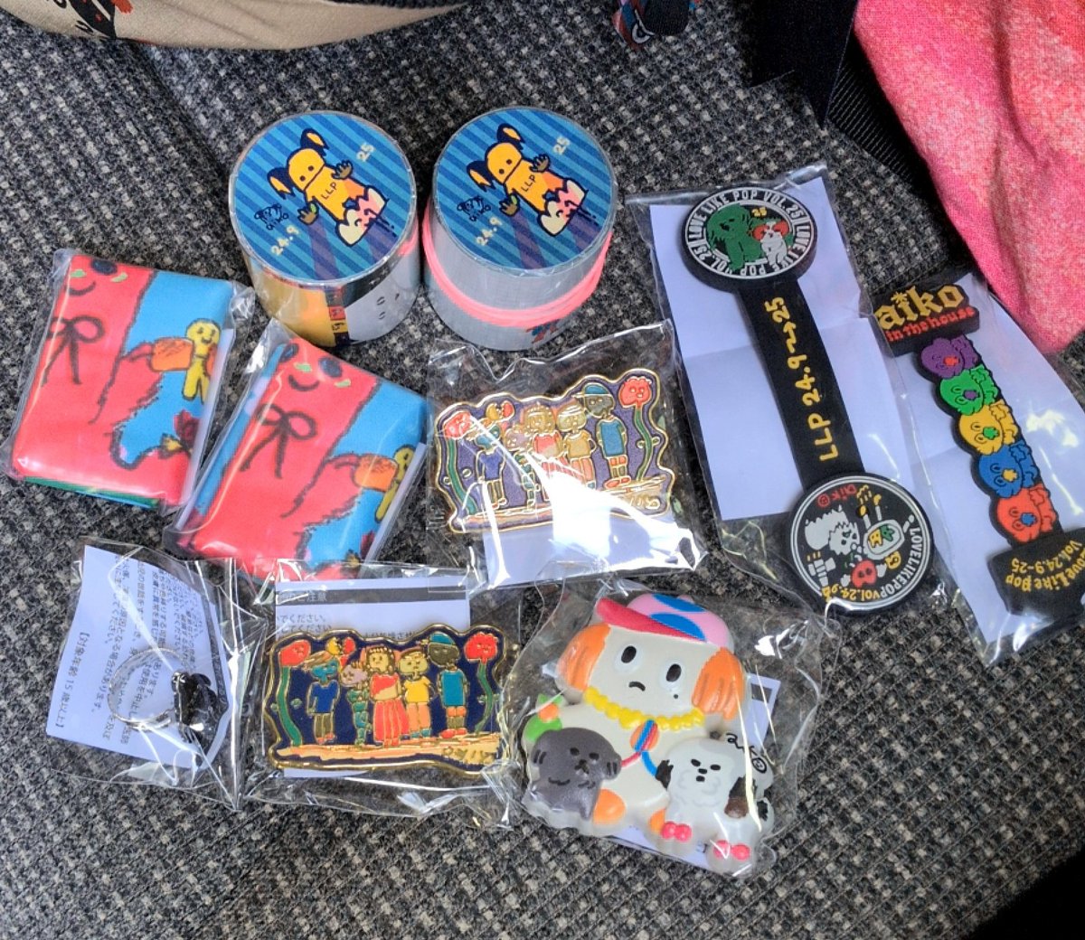 aikoガチャ指輪出た～😆😆😆被りもいっばいやけど嬉しい😭そしてメダル