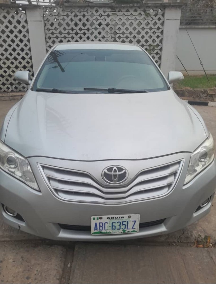 SOUTHCARNG_LTD's tweet photo. TGIF BOOKING 🥂
OVERNIGHT BOOKING IS ALLOWED ✅️
FOR HIRE
CAMRY
HILUX
PRADO
GX460
OVERNIGHT BOOKING ENDS AT 5AM SHARP ❗️
STARTS AT 130K-220K
IB/LAG📌
WhatsApp/call: 09138601779
#oblee #prado https://t.co/yuhHx9mp8b