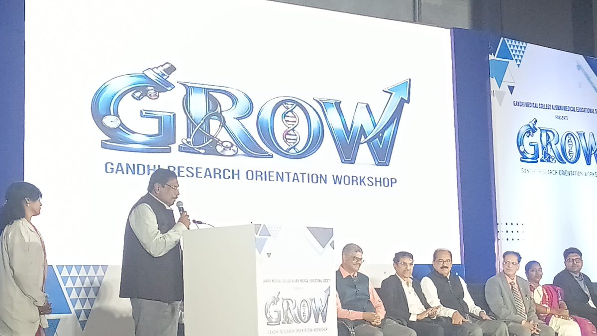 GROW_GMC's tweet photo. Dr. Lingamurthy garu, Gandhi Alumni President, embraced the event. Thank you sir for your valuable time. #GROW @myadla @Samatha23012025 @Yashaswini14131 https://t.co/CcXr0A3tFH