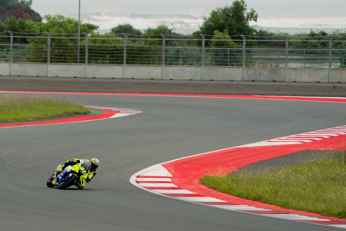 📸🚨: Potret Valentino Rossi jajal sirkuit Mandalika🔥🔥

AURA🔥🔥