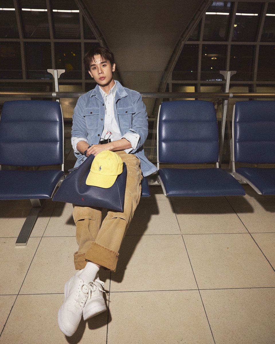 “จิมมี่ จิตรพล” ก่อนออกเดินทางเพื่อเข้าร่วมงาน The Australian Open 2026 Men's Final ณ Ralph Lauren Hospitality Suite ประเทศออสเตรเลีย ในวันที่ 1 กุมภาพันธ์นี้ เวลา 19:00 น. ตามเวลาท้องถิ่นออสเตรเลีย แฟน ๆ รอติดตามรับชมภาพบรรยากาศจากงานได้เลยนะคะ

#Ralphlauren #PoloRalphLauren