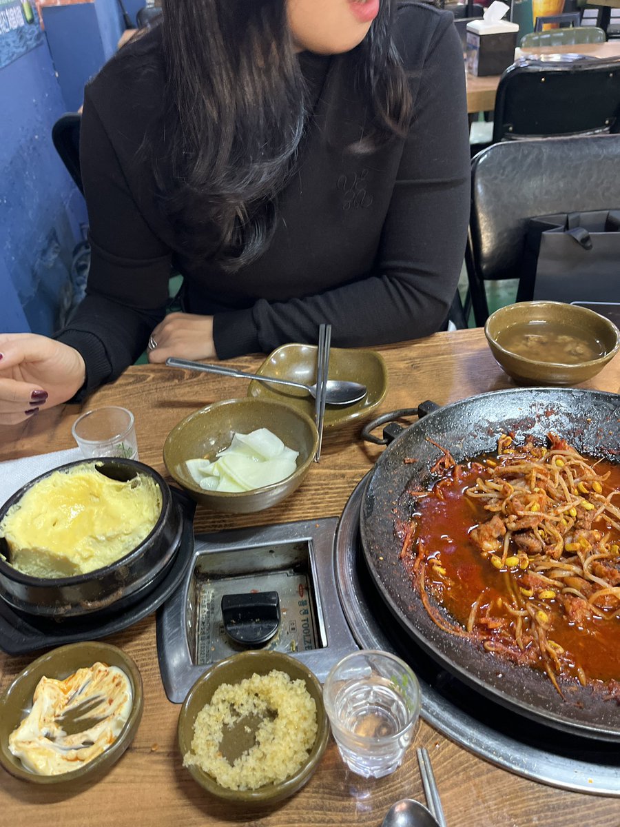 둥실부부 tweet media