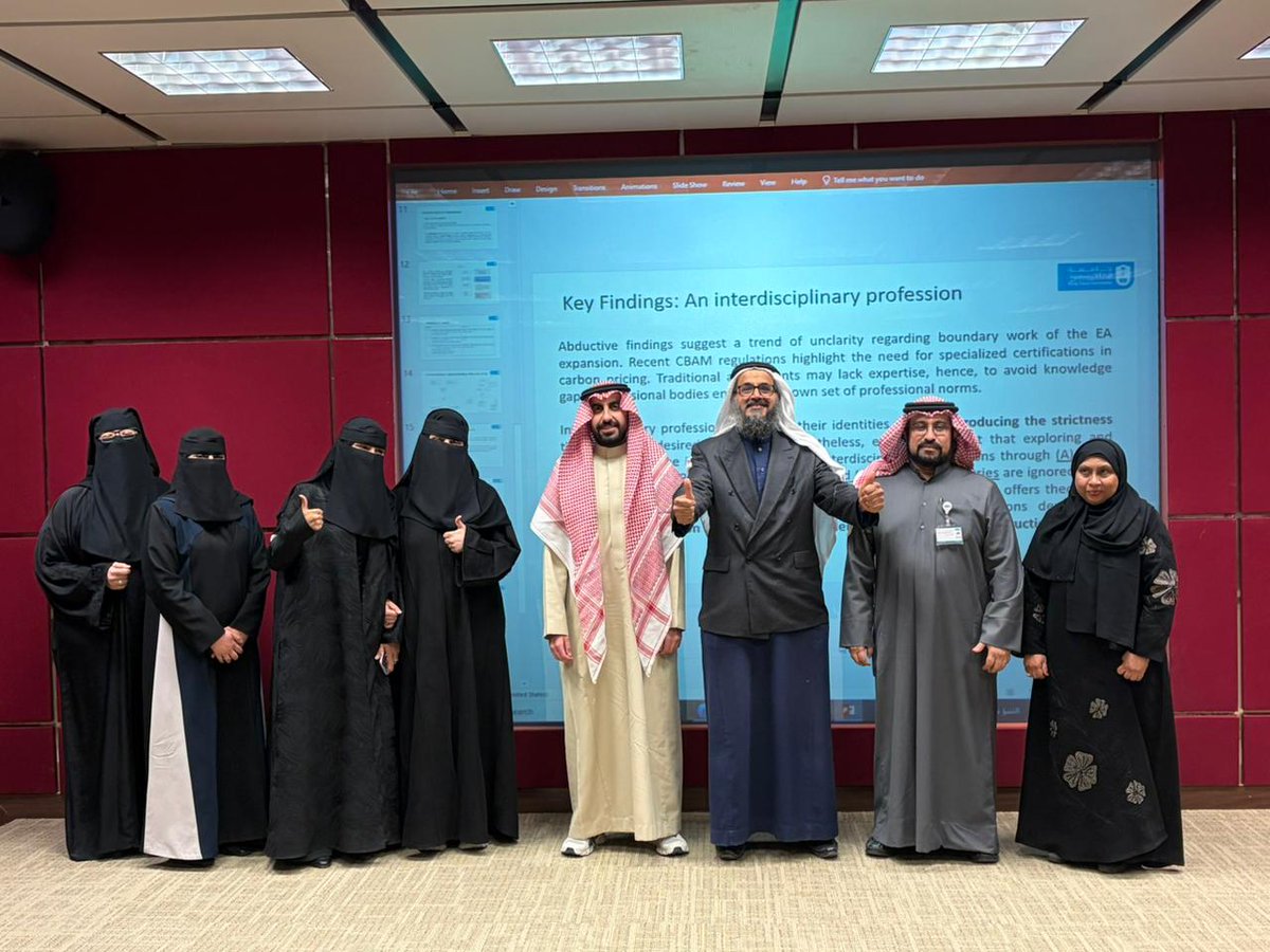 ProfAlAdeem's tweet image. I thank Allah, and then those who helped open the accounting track within the PhD program. Another PhD awarded. Another moment of joy is that accounting knowledge is being produced within a Saudi institution in English. More are yet to be produced...