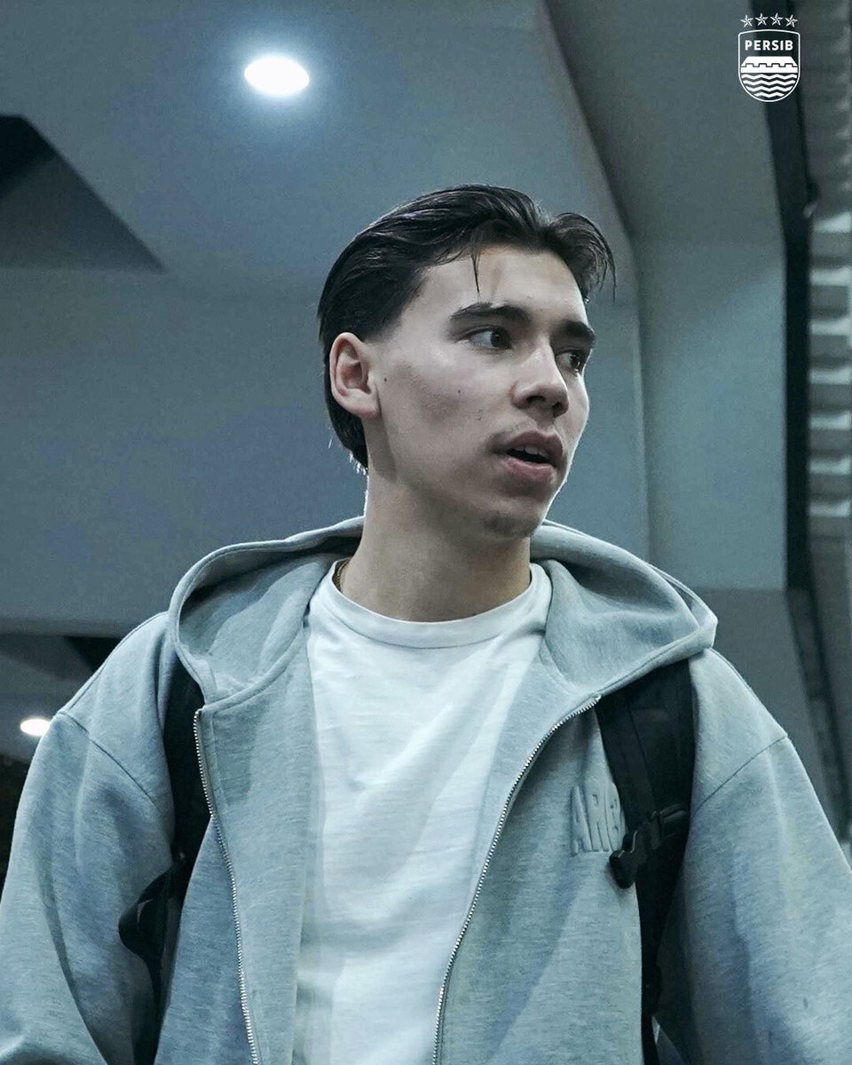 Touchdown, Dion Markx is here 👀

The story begins now 🔵🔥

#WeArePERSIB