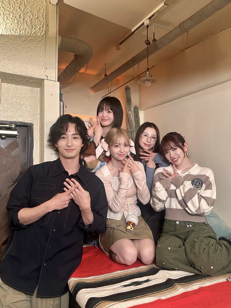 @​onefive「熱気球(Hot Air Balloon)」**Micro-Drama**

𝙊𝙐𝙏 𝙉𝙊𝙒
🎞️ youtu.be/lF9CxPfDcJ4
　
#古屋呂敏 さん
ご出演いただきありがとうございました✨

ぜひ皆さんからの感想お待ちしてます🎈💛

#熱気球
#onefive 

<a href="/mynameis_Robin/">古屋 呂敏 / Furuya Robin / ロビン</a>