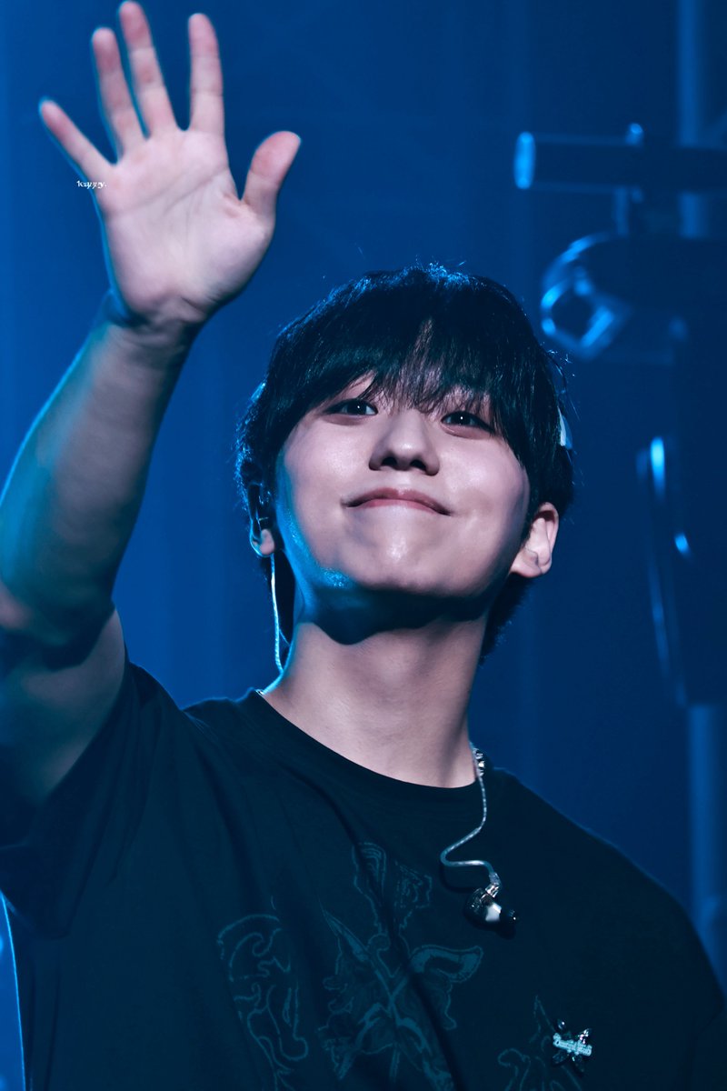 리이피! tweet media