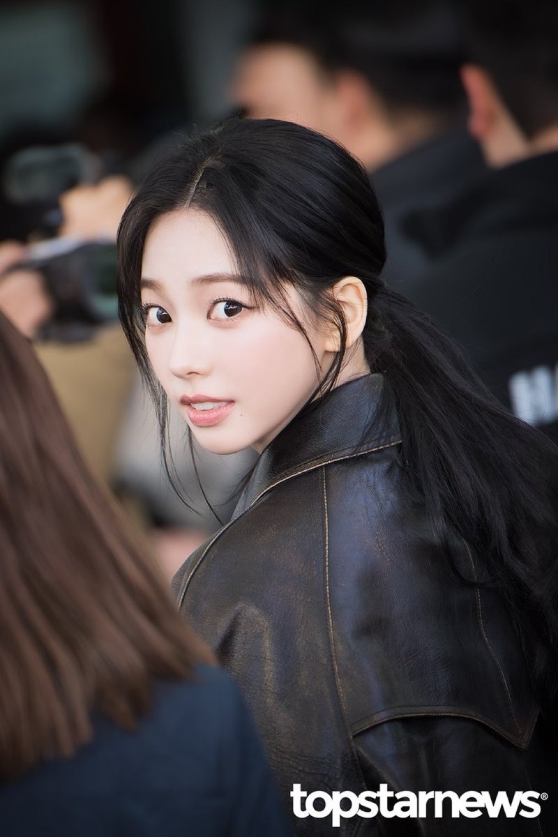 뭐디… 여기 홈마분이 취업하셨음….?