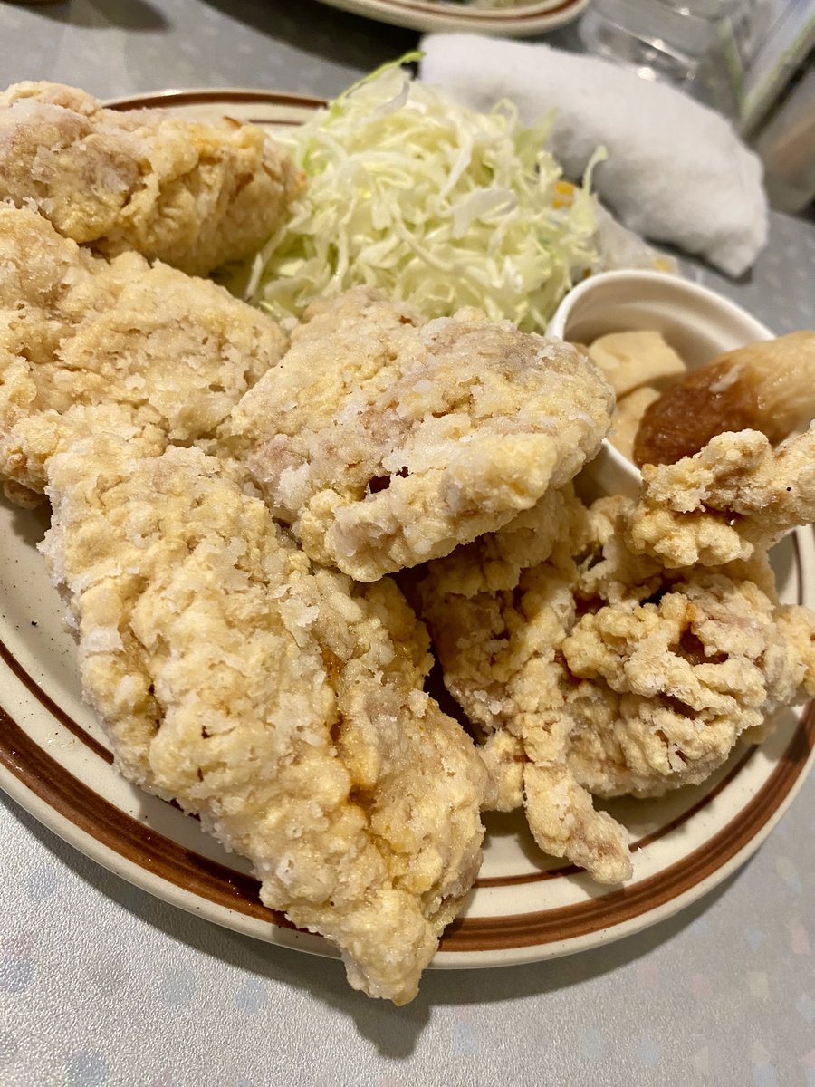 唐揚げが大好きなんですが、その中でも竜田揚げ系の片栗粉メイン衣&amp;ジューシーなでかめの鶏もも肉スタイルな唐揚げが大大大好きです