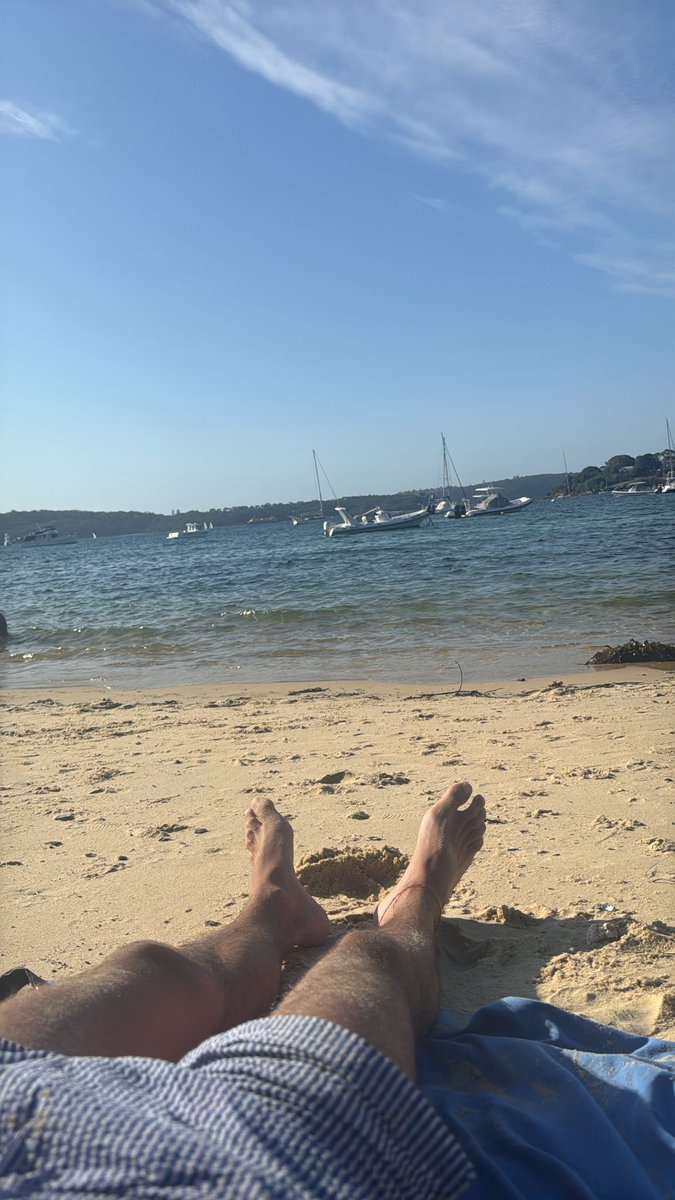 masterjack019's tweet image. drenare in spiaggia è ancora più bello 
draining at the beach is even better