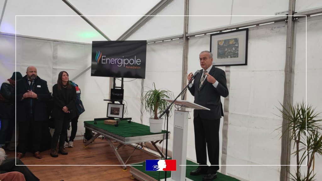 Image de Préfet de la Somme - #Énergies 🔋I Rollon MOUCHEL-BLAISOT, @Préfet80, a assisté à la présentation du projet de Village In