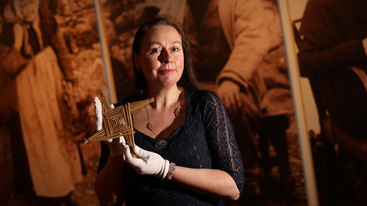 lorraineelizab6's tweet photo. St Brigid's Day is very soon (1 Feb)!!!

Here's a great youtube video of Clodagh Doyle, Keeper of the Irish Folklife Division @NMIreland introducing St Brigid’s Day! Old Irish traditions, diamond shaped crosses, girdle, the biddy &amp; more! #FindingBrigid https://t.co/EkYQp8NYO0 https://t.co/8uMacql2IM