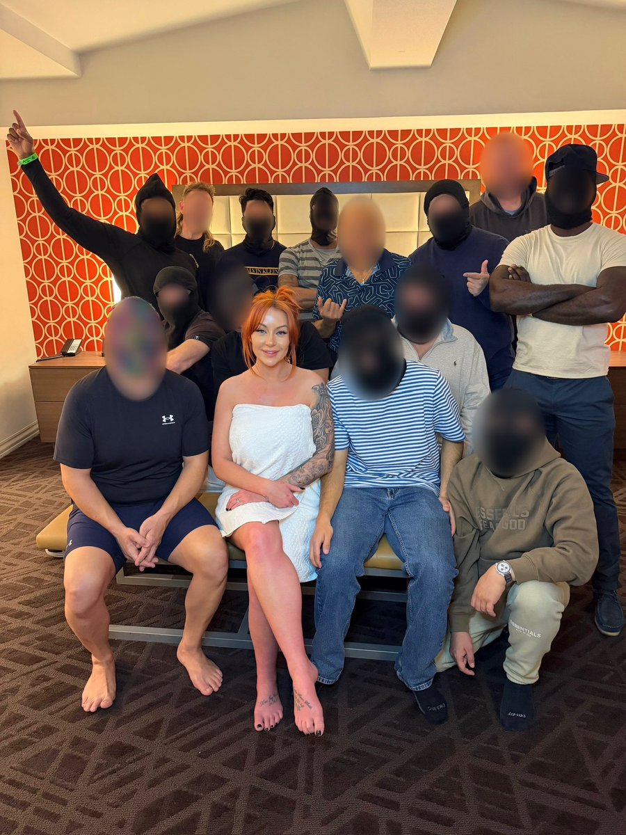 Zoe Grey tweet media