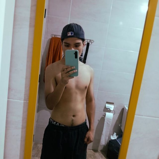 FacuCol75's tweet photo. Hetero engañando https://t.co/iLv4g4zCvL
