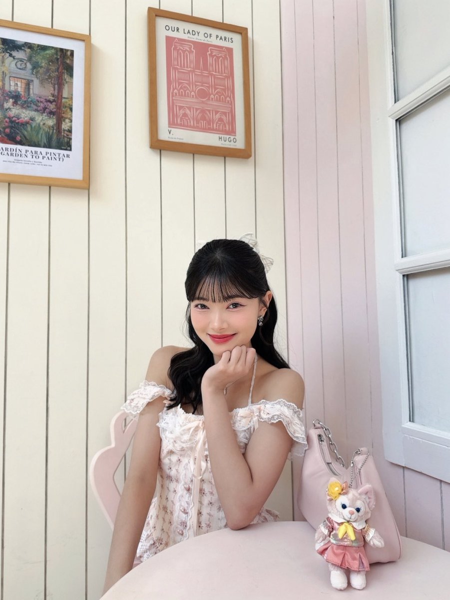 A_FionyJKT48's tweet image. #TGIF 🎀🍰

instagram.com/p/DUIHNFyERdQ/…