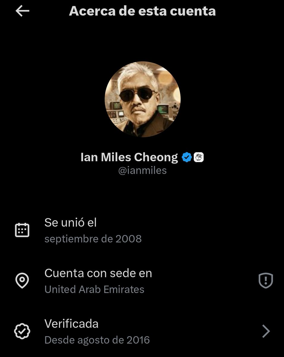ElRadulfo's tweet photo. Hola rompo mi autoexilio de Twitter para recordar que estos fascistas trozos de mierda son cuentas bot o gente que ni vive donde dicen estar tan orgullosos de luchar. El notas este es un nazi (posiblemente bot) con sede en un país donde aún existe la esclavitud https://t.co/KMOgQHbVcC