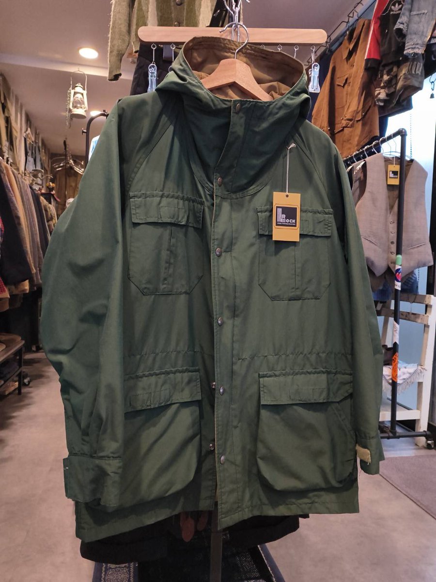 Lucky_Virus_'s tweet photo. 【1990s SIERRA DESIGNS】
MOUNTAIN PARKA
MADE IN USA
Size:M

いつ見てもGOODなタグ🌲🌲🌲 https://t.co/Yf8itefaom