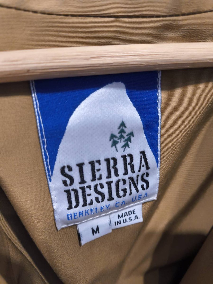 Lucky_Virus_'s tweet photo. 【1990s SIERRA DESIGNS】
MOUNTAIN PARKA
MADE IN USA
Size:M

いつ見てもGOODなタグ🌲🌲🌲 https://t.co/Yf8itefaom