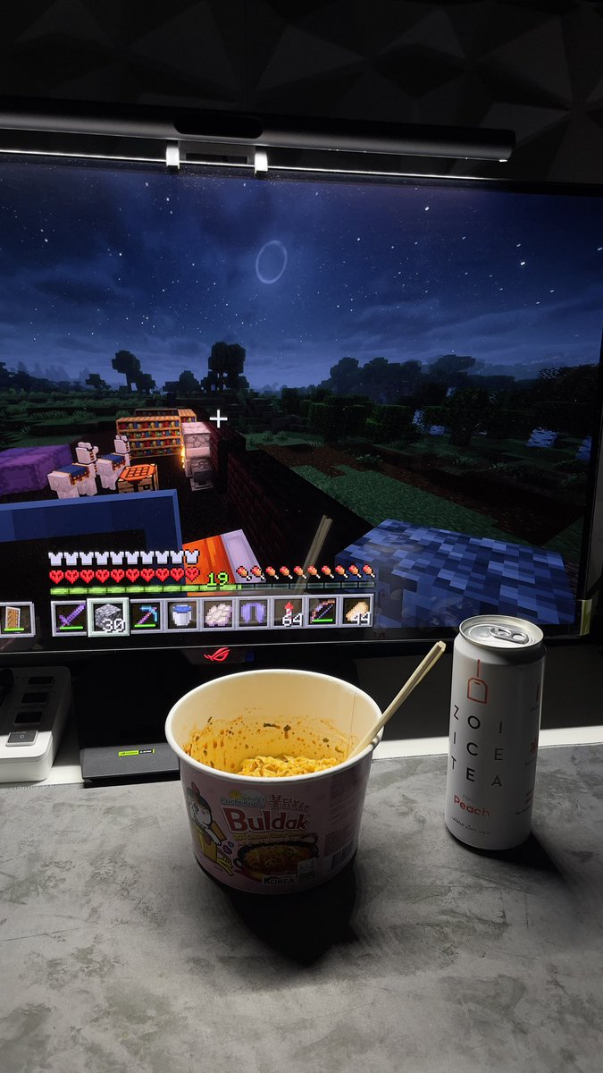 M (@reuyll) on Twitter photo 