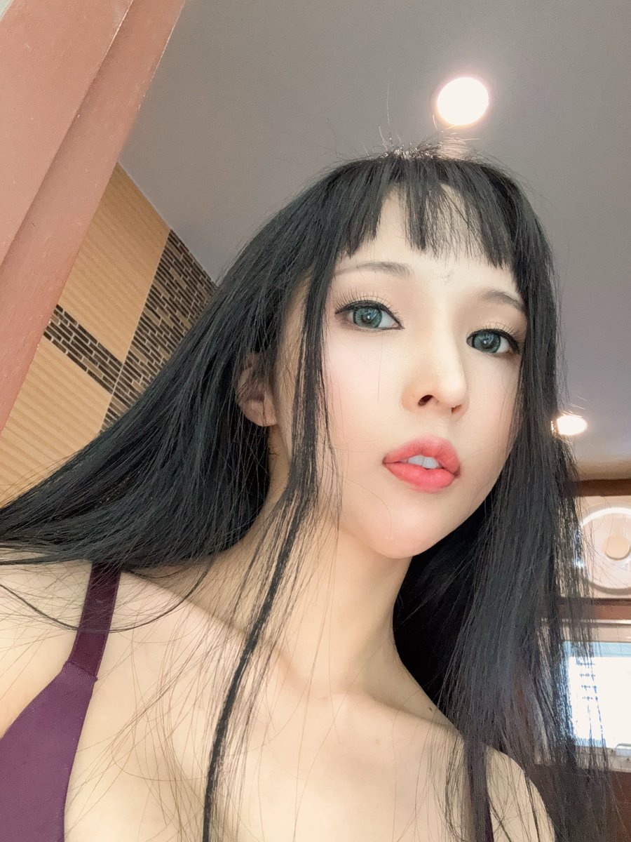 หยุดเครียดแล้วพักมาดูหนูดีกว่าค่ะ😽