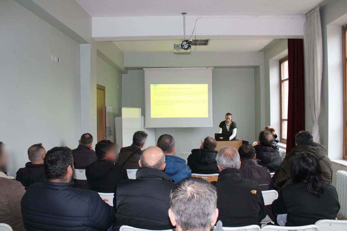 Müdürlüğümüzde “Her Yaşta Sağlık Eğitimi” Semineri Düzenlendi.

Sağlıklı Hayat Akademisi (SAHA) kapsamında Deliklitaş Sağlıklı Hayat Merkezinden Dr. Seniha Dayıoğlu tarafından kanser ve korunma yollarına yönelik bilgilendirme semineri yükümlülere verildi.

eskisehirdsm.adalet.gov.tr