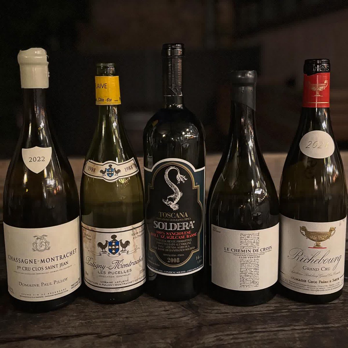 larchedesvins's tweet photo. Une belle table🍷
#beaune #bourgogne #burgundy #baravin #caviste #vin #wine #winebar #larchedesvins #vins #wine #instawine #winelover #foodandwine https://t.co/rNxcDCPj6O